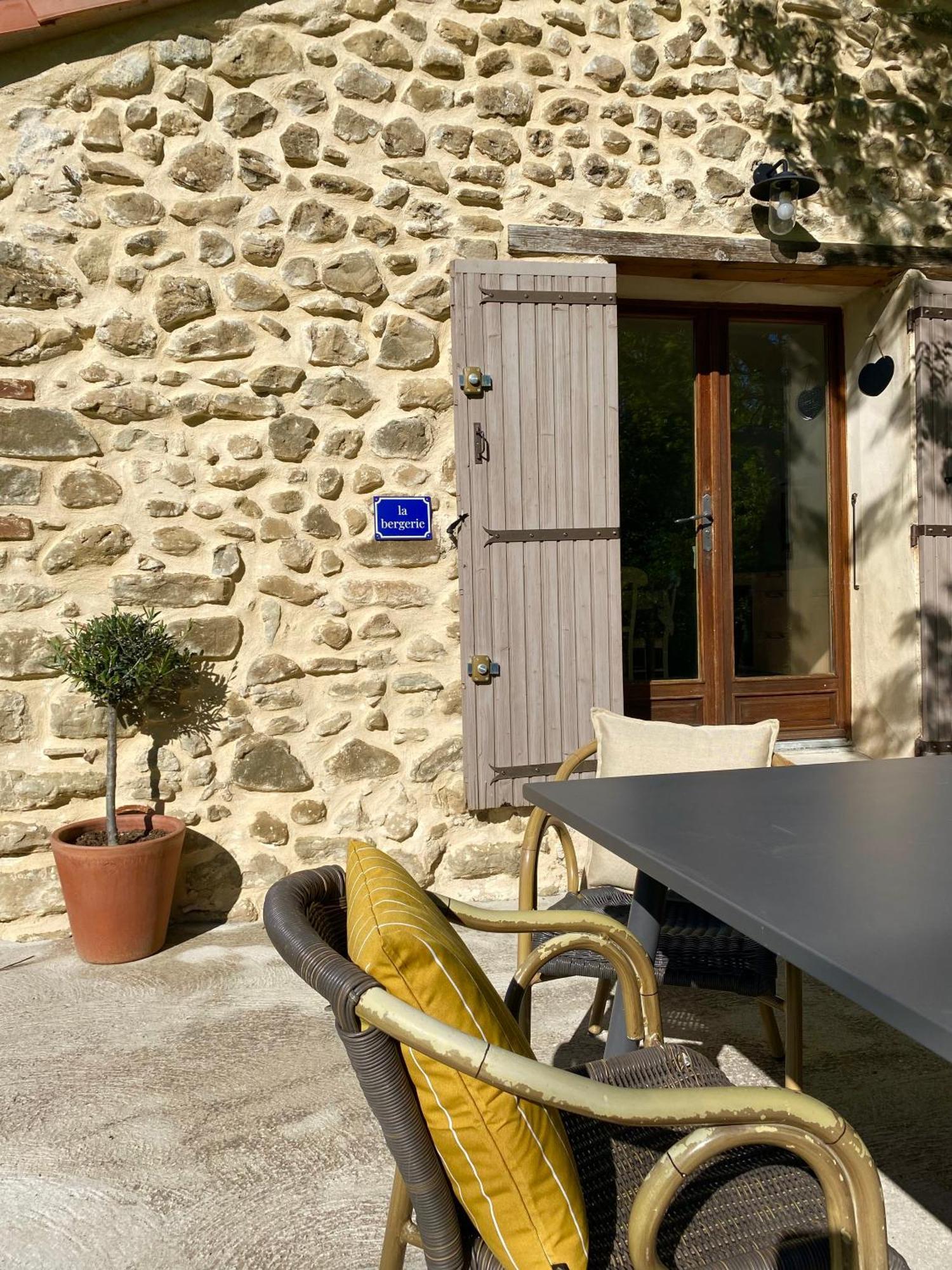 La Magnanerie En Provence Villa Niozelles Exterior photo